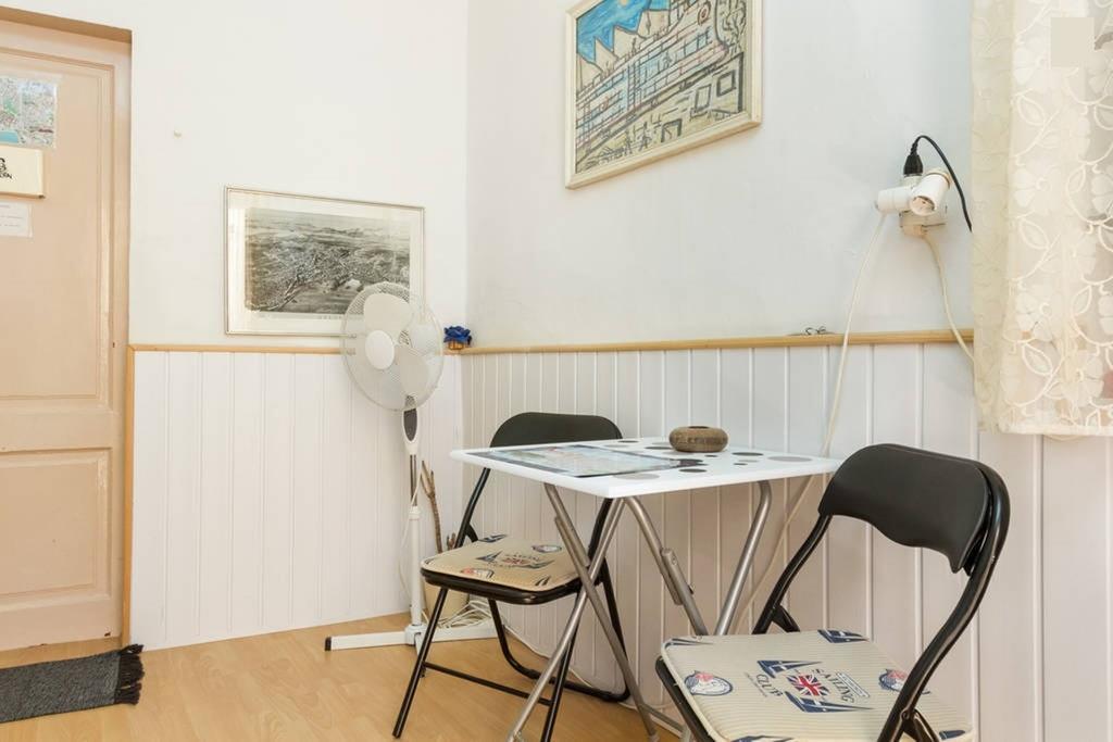 Apartment Mogul Split Room photo